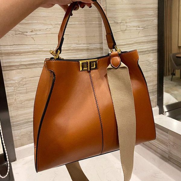 

multi pochette large capacity real leather bag women luxurys designers bags 2022 handbags purses tote 19 handbag flap zhouzhoubao123 yl54