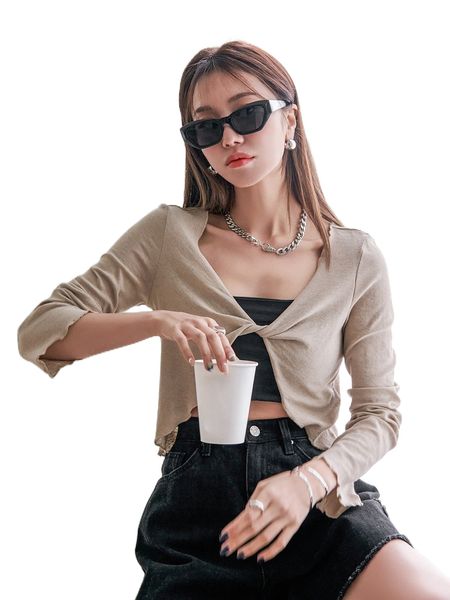 

dazy twist front asymmetrical hem tee without camisole d4ov#, White