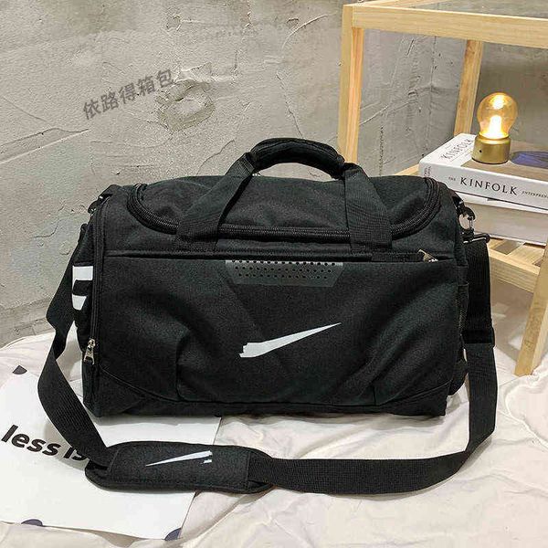 

duffel bags fitness bag for men and women 220422