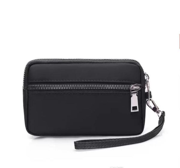 

2022 new fashion men travel toilet pouch women cosmetic organizer make up bag famous classical toiletry bag with dust bag