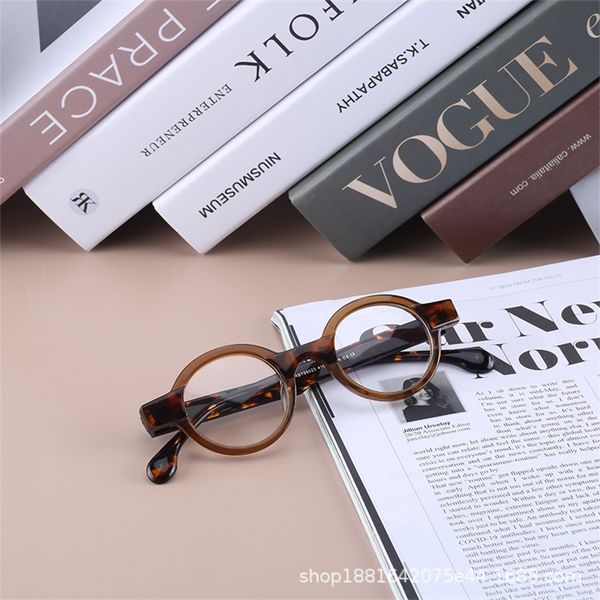 

70% factory outlet sales wind round plate plug-in foot frame women's literature and art flat light mirror men's myopia mirror, White;black