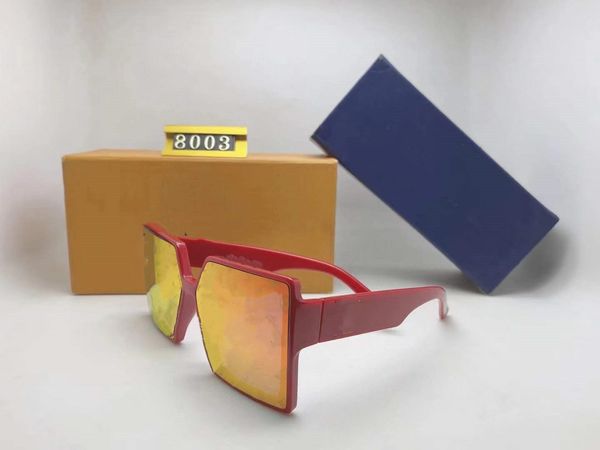 

2022 fashion 8003 personalized metal avatar decorative women men sunglasses irregular small frame women sunglasses uv400 de with box, White;black