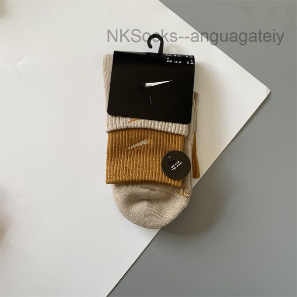 

men classic fashion socks hook brand color stitched men's women's long tube sports training sock street couple middle tubes luxury, Black