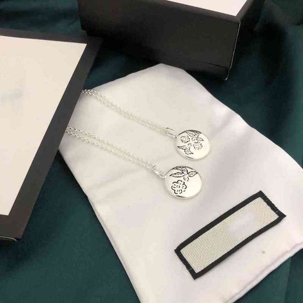 

new fearless round necklace female lovely bird flower pendant eye sweater chain, Golden;silver