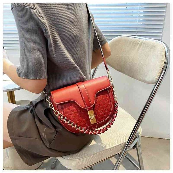 

70% factory online sale street single shoulder diagonal hand texture trend bag