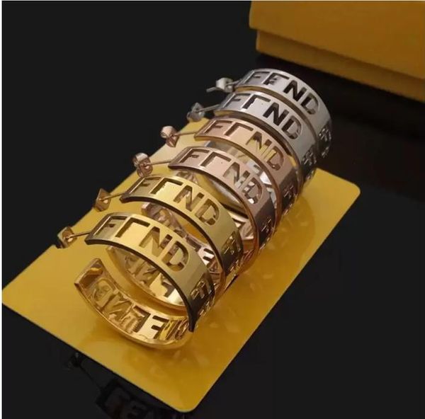 

europe america fashion style lady women gold/silver/rose color hardware engraved hollow out letter c-shape hoop stud earrings