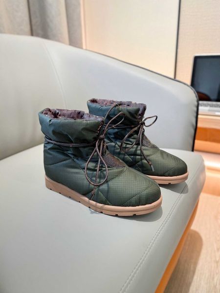 

2022 luxury designer pillow comfort ankle boots women fashion soft down flat shoes waterproof nylon upper winter outdoor snowfield boot, Black