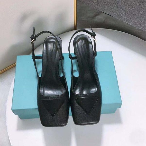 

r luxury 2021 triangular metal fashion sandals leather high heels women'ss beach outdoor casual shoelace box yys, Black