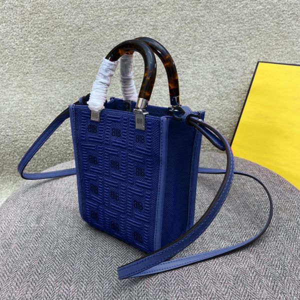 

designer brand bag new fashion handbag crossbag shoulder bag 18cm