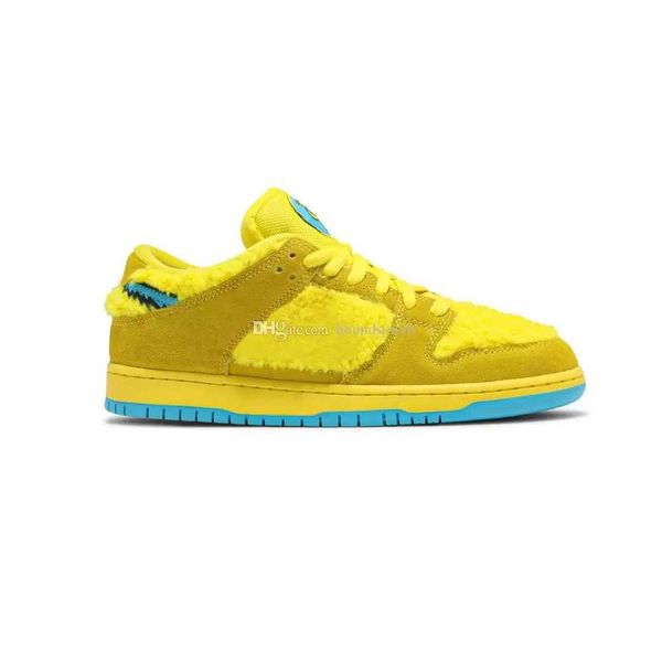 

version men women shoes low sb yellow bear sneakers cj5378 700, Black