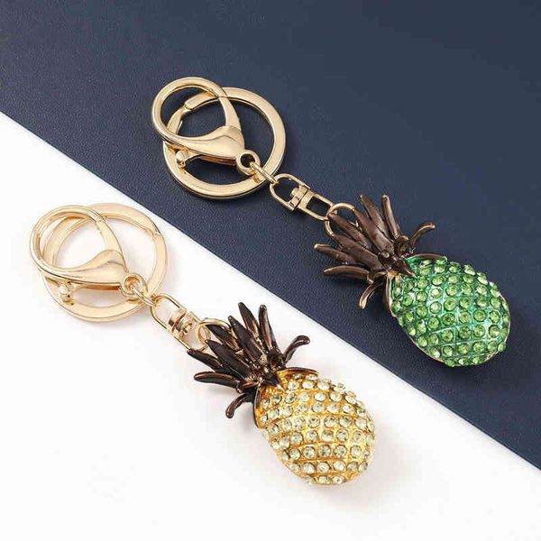 Moda in metallo con strass ananas portachiavi portachiavi per auto popolare zaino da donna accessori per campus AA220318