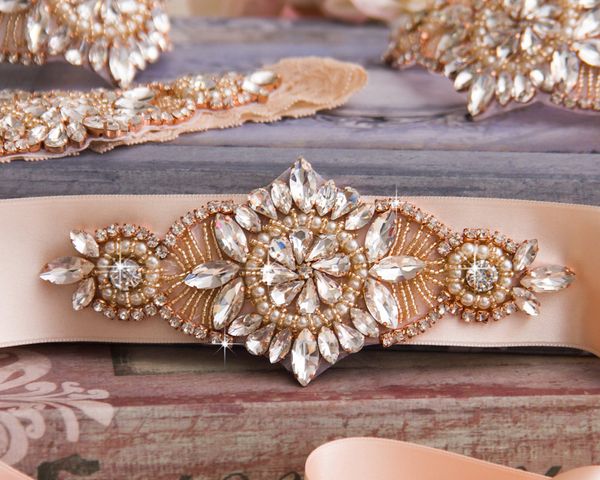Hochzeit bevorzugt Perlengürtel Roségold Kristall Braut Strassblumenbrautflügel für Kleider