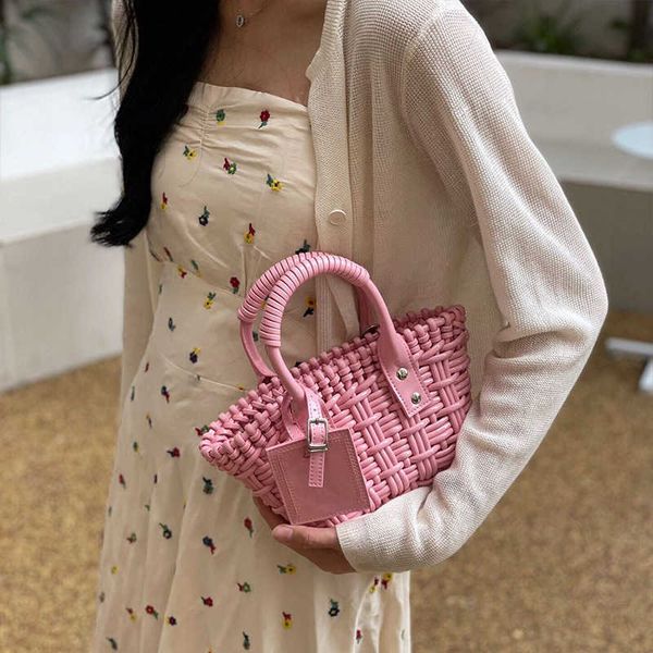 

paris new style family woven basket bag b women's handbag fashion one shoulder messenger bag portable shopping bags