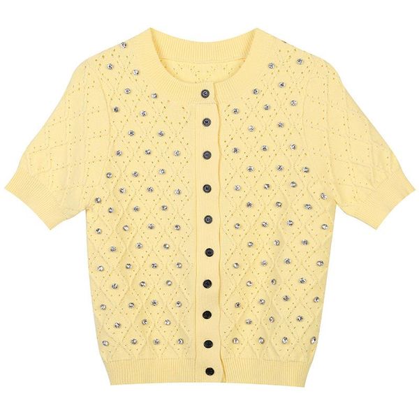 T-shirt da donna in maglia di alta qualità con perline a manica corta con scollo a V giallo sottile lavorato a maglia cardigan monopetto top 2022 estate design del marchio C