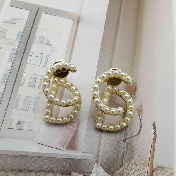 

fashion new jewelry trend luxury brand designer wholesale high sense and letters pearl elegant earrings temperament celebriti personality fe, Silver