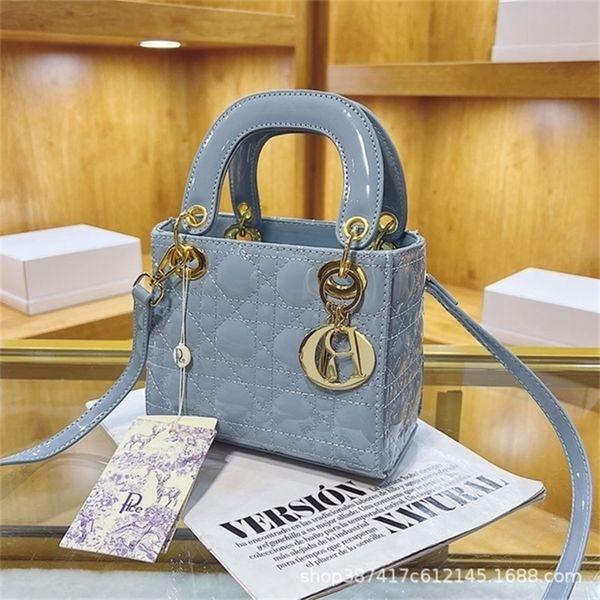 

design luxury fashion bags quality spring and summer feeling versatile princess wales embroidered thread