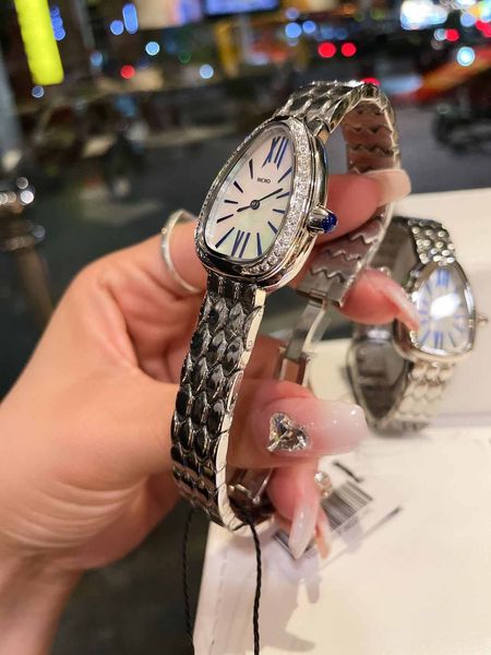 Relógio original de grife relógios femininos com moldura de diamante movimento de quartzo importado tipo cobra yunda