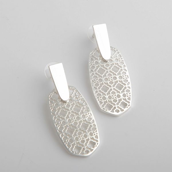 

filigree ear studs bright silver drop earrings with earring cartons, Golden;silver