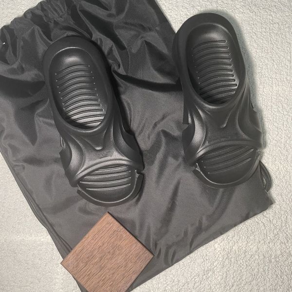 

2022 mold pool mens women slides designer slippers black green white summer beach molded flat sandals rubber sliders shoes paris flops sport