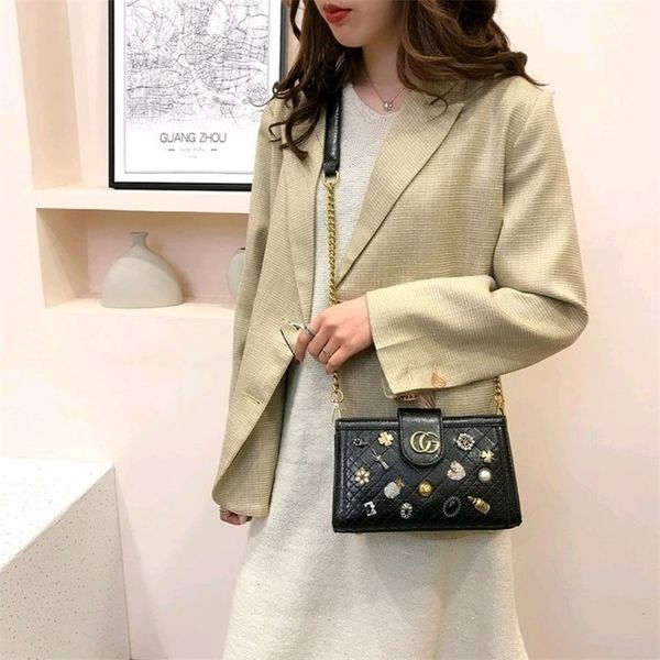 

52% off 2022 new women's bags can be customized and mixed batches black classic leads