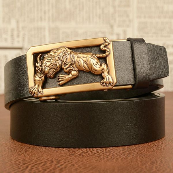 Cintos vendem Tiger Designer Automático Buckle Genuíno Cinturão de Couro para Men Retro Strap Cieda de presente macho da cintura