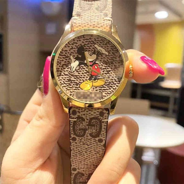 

women's fashion leisure brand quartz belt watch, Slivery;golden