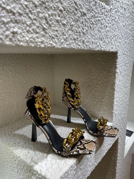 

2022 chain nappa leather sandals designer luxury women party high heels sandal, Black