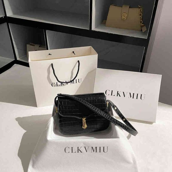 

french light luxury niche design armpit bag women's 2021 new fashion high-grade sense of foreign style versatile shoulder
