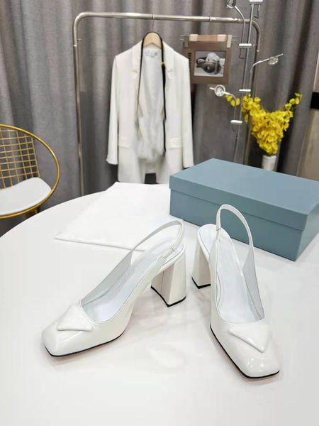 

sandals present a gorgeous multi-faceted effect. the upper and heel adorn the brand's signature graphic motif for an elegant appeal, Black