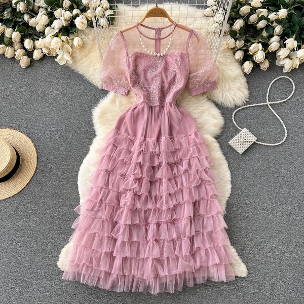 Новая чайная чая в стиле принцессы Французское платье сетчатого платья Женское лето может быть сладкой и соленой темпераментной сказочной юбкой 2024