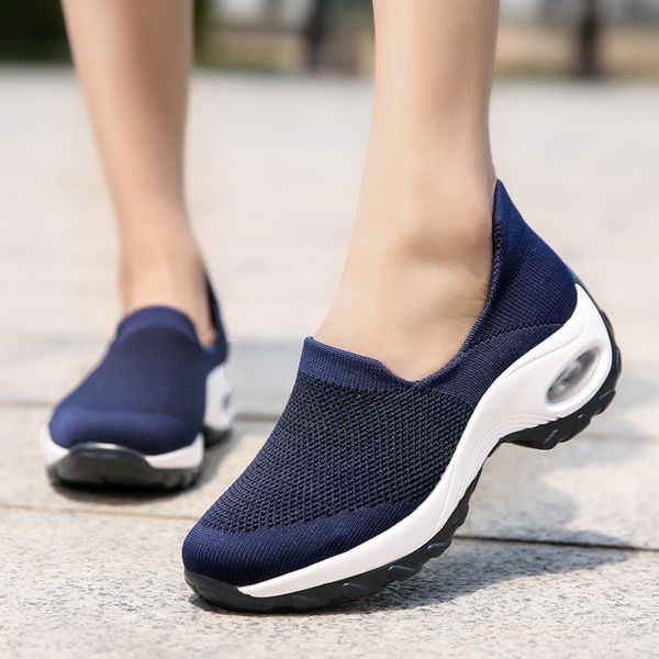 

fashion women shoes knit casual slip on vulcanized shoes female mesh soft breathable footwear for ladies sneaker size 35-42 220511, Black;white
