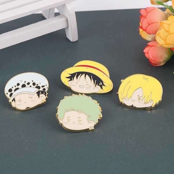 Pins Broschen One Piece Frauen Brosche Anime Abzeichen Mann Roronoa Zoro Einfache Mode Cartoon Für Tasche Schmuck Paare Trendy Broszka Roya22