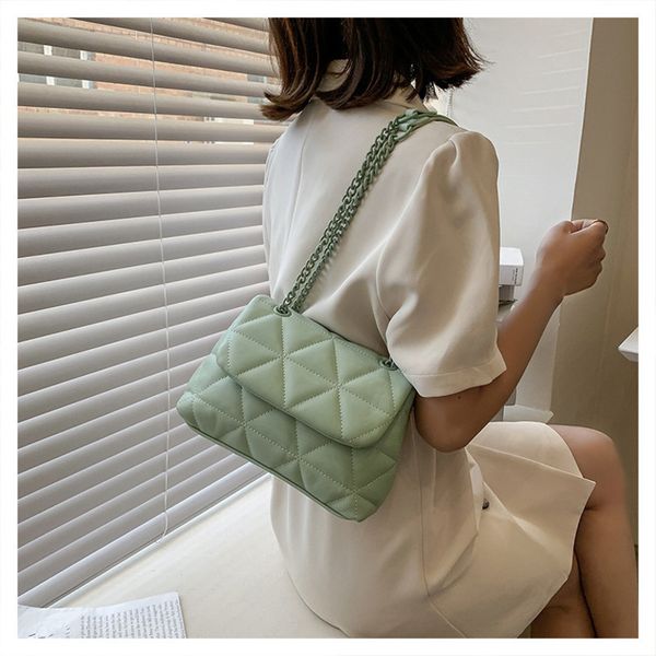 

79% off 2022 luxury accessories designer new fashion, foreign style, lingge small square popular chain messenger single shoulder bag,