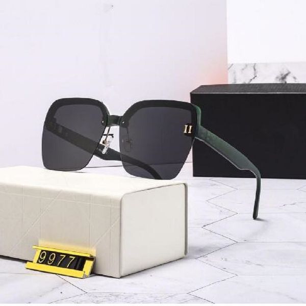 

luxury womans sunglasses fashion mens sun glasses uv protection men designer eyeglass gradient metal hinge women spectacles, White;black