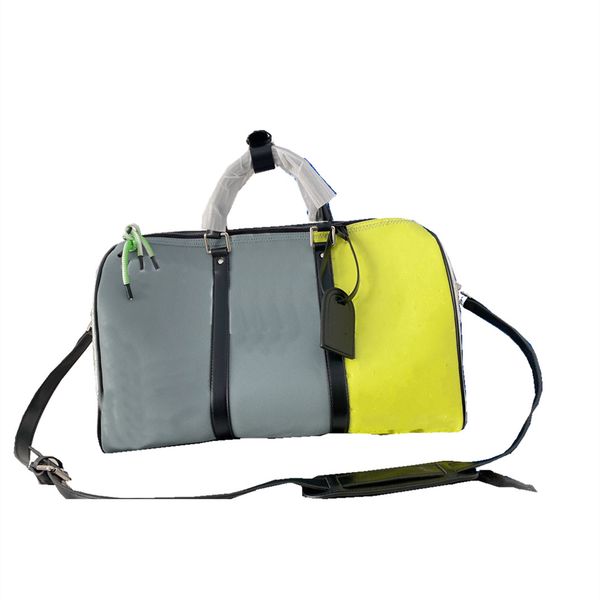 

2022new designer travel bag men's and women's universal embossed splicing handbag large capacity size 45cm
