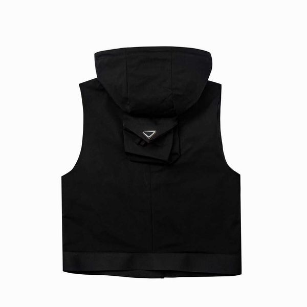 

2021 womens and mens vest couple fashion new brand down coat embroidery disc letters imported metal nylon fabric m-xxl winter warm vests, Black;white