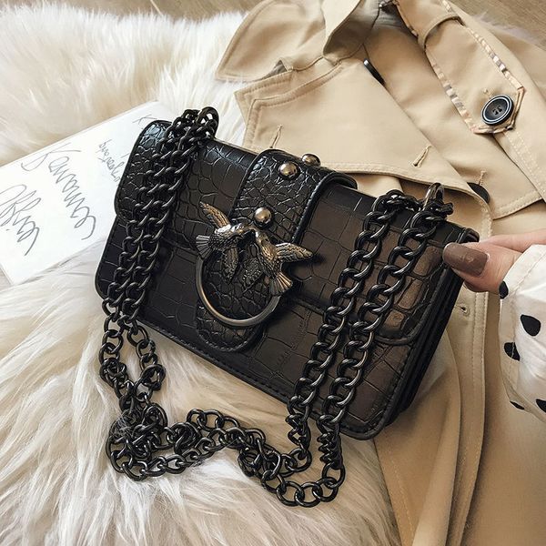 

fashion ladies new women's bag 2022 chain slanting portable fashionable small square trend designer bags for women handbags wholesale