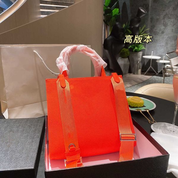 

2021 canvas bag designer design classic new women's handbag fashion luxury designers wholesale handbags goods