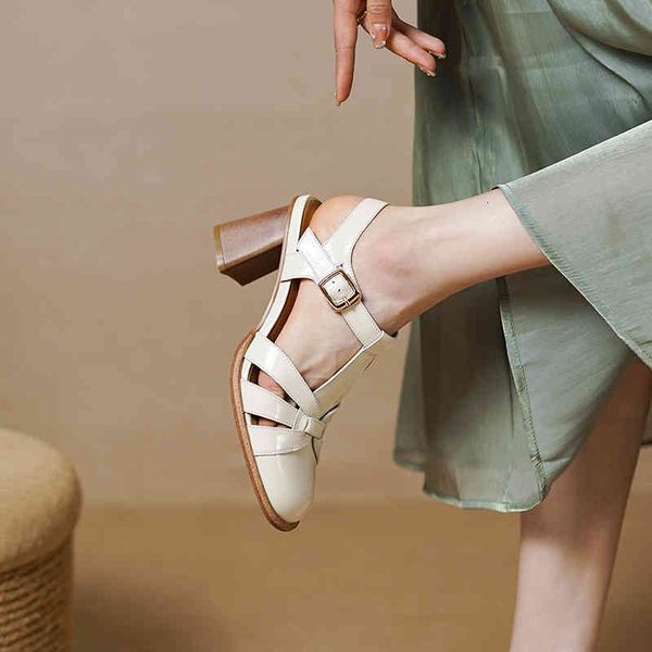 

sandals french heavy industry rubbing color inside and outside full head leather hollowed out baotou sandals summer thick heel sfm4, Black