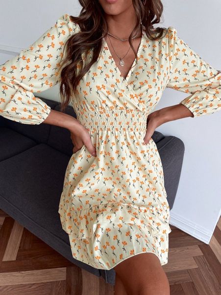 

surplice front layered hem ditsy floral dress 850a#, Black;gray