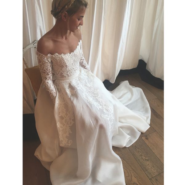 

2022 generous wedding dresses long sleeves bateau satin a line wedding dress sweep train plus size bridal gowns, White