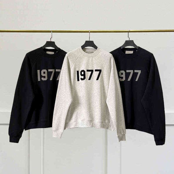 

flocking 1977 round neck sweater for men and women loose essentials high street tide loose warm and comfortable classic luxury designer trac, Black