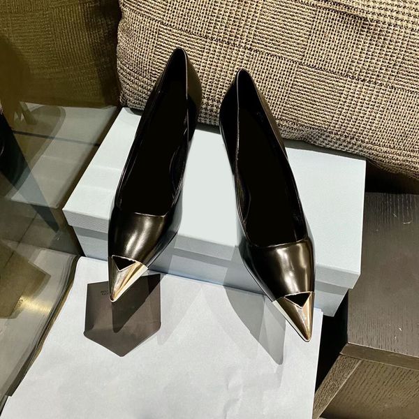 

designer luxury high-heeled dress shoes the original mould fashion and confortable feeling with size 35-41, Black