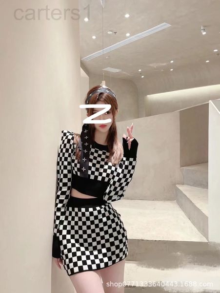 

women's hoodies & sweatshirts designer y smfk black and white plaid knitted jacket casual pullover thin knitwear jacquard long sleeved