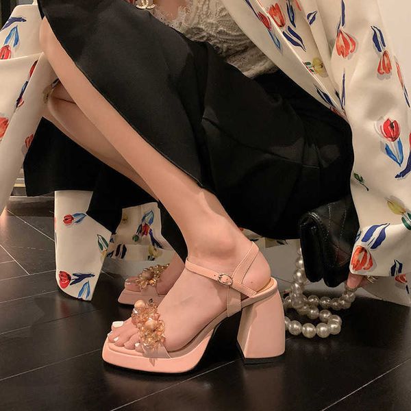 

2022 summer women's chunky heel sandals classic luxury square head thick bottom waterproof platform flower literary style one-sided pea, Black