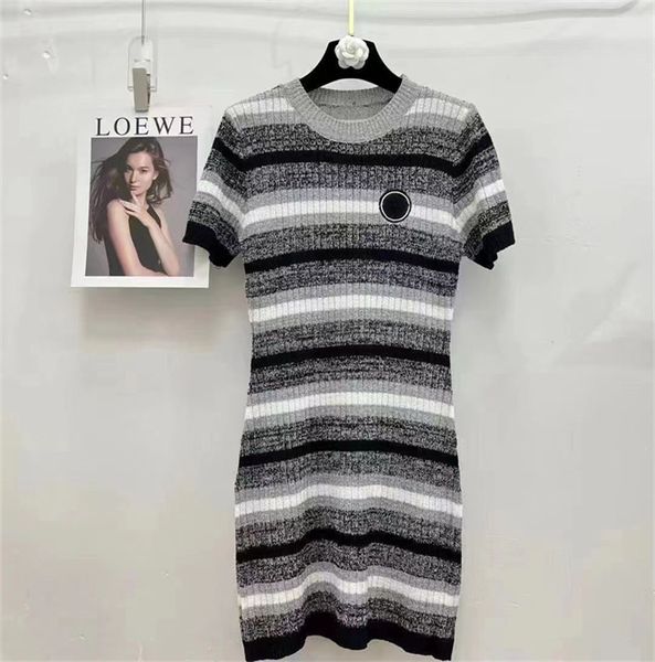 

women's two piece dress set knitted vest mini short skirt set streetwear fashion crop small letter 3 paragraph tracksuit, Black;gray