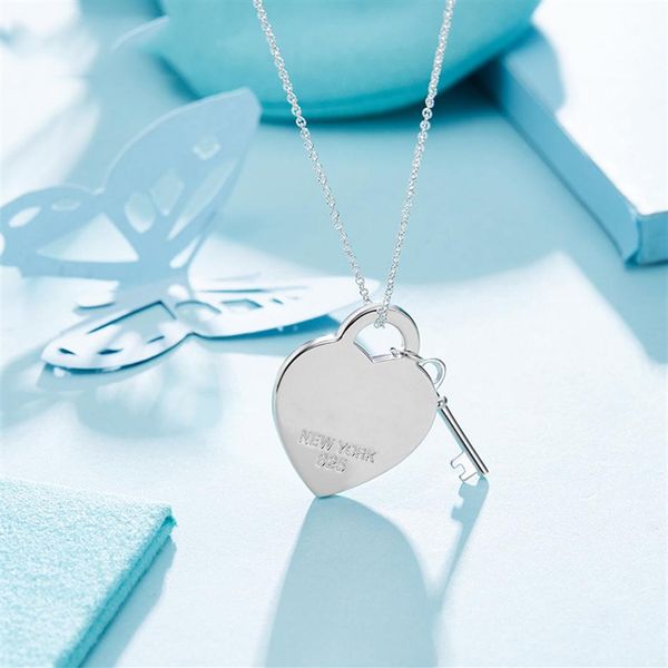 

luxury brand pendant necklace classic heart with key necklace fashion tiff jewelry valentine day gift for girlfriend accessories305q, Silver