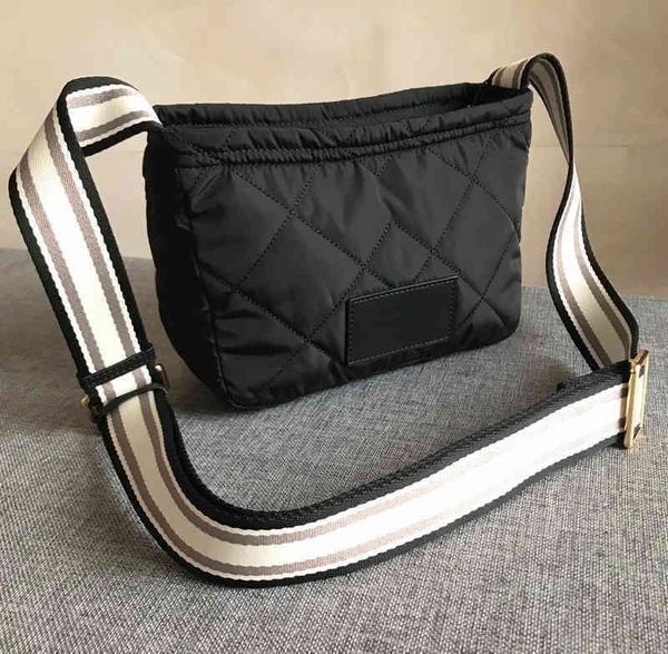 

shoulder bags 2022 new women designer tote brand handbags shoppers crossbody messenger vintage bag mens luxurys classic purses 220119