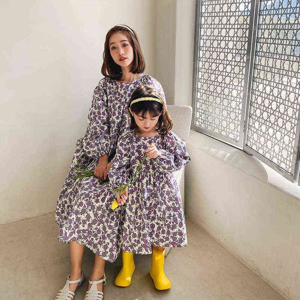 Mãe e filha primavera outono floral moda vestidos de mangas compridas vestido combinando para a família