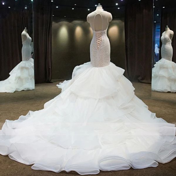 

elegant white sleeveless 2022 mermaid wedding dresses scoop neckline beaded crystal tiered ruffles formal plus size bridal gowns